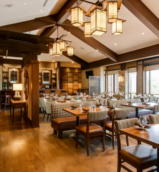 Buchanans Steak and Seafood - Hotels in Niagara Falls