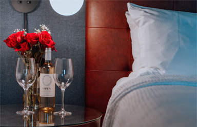 Saturday morning: a slow and romantic start