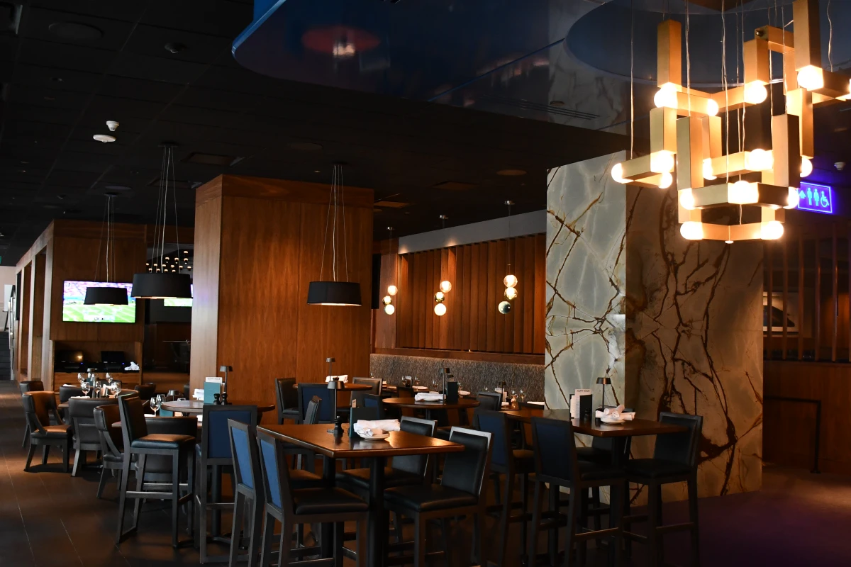 Restaurants near Niagara Falls hotels