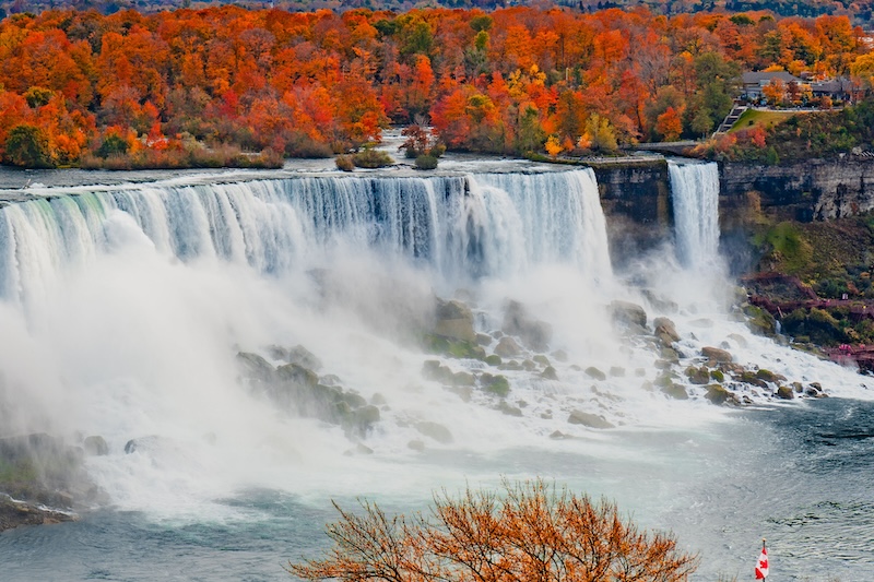 Fall colours in Niagara